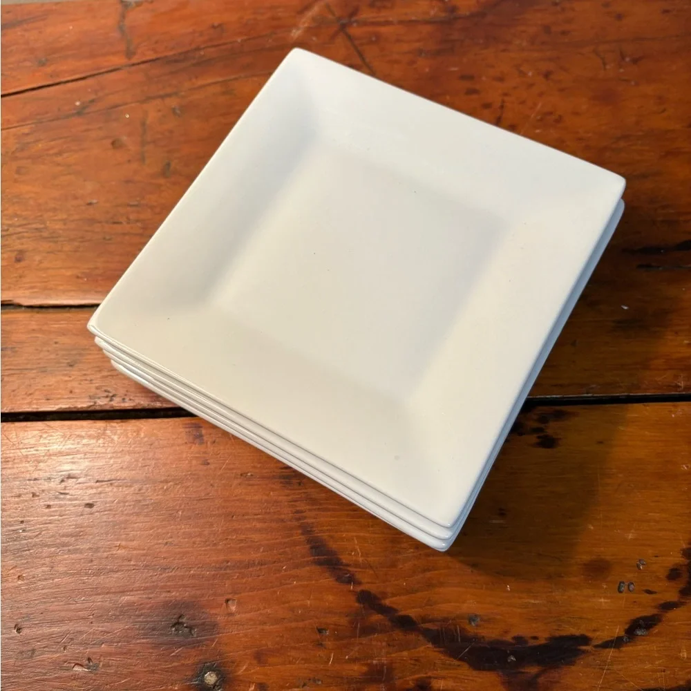 Crate & Barrel White Square Appetizer Plates 6x6”. Set 4